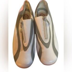 Urbani zippered slip on leather slippers
